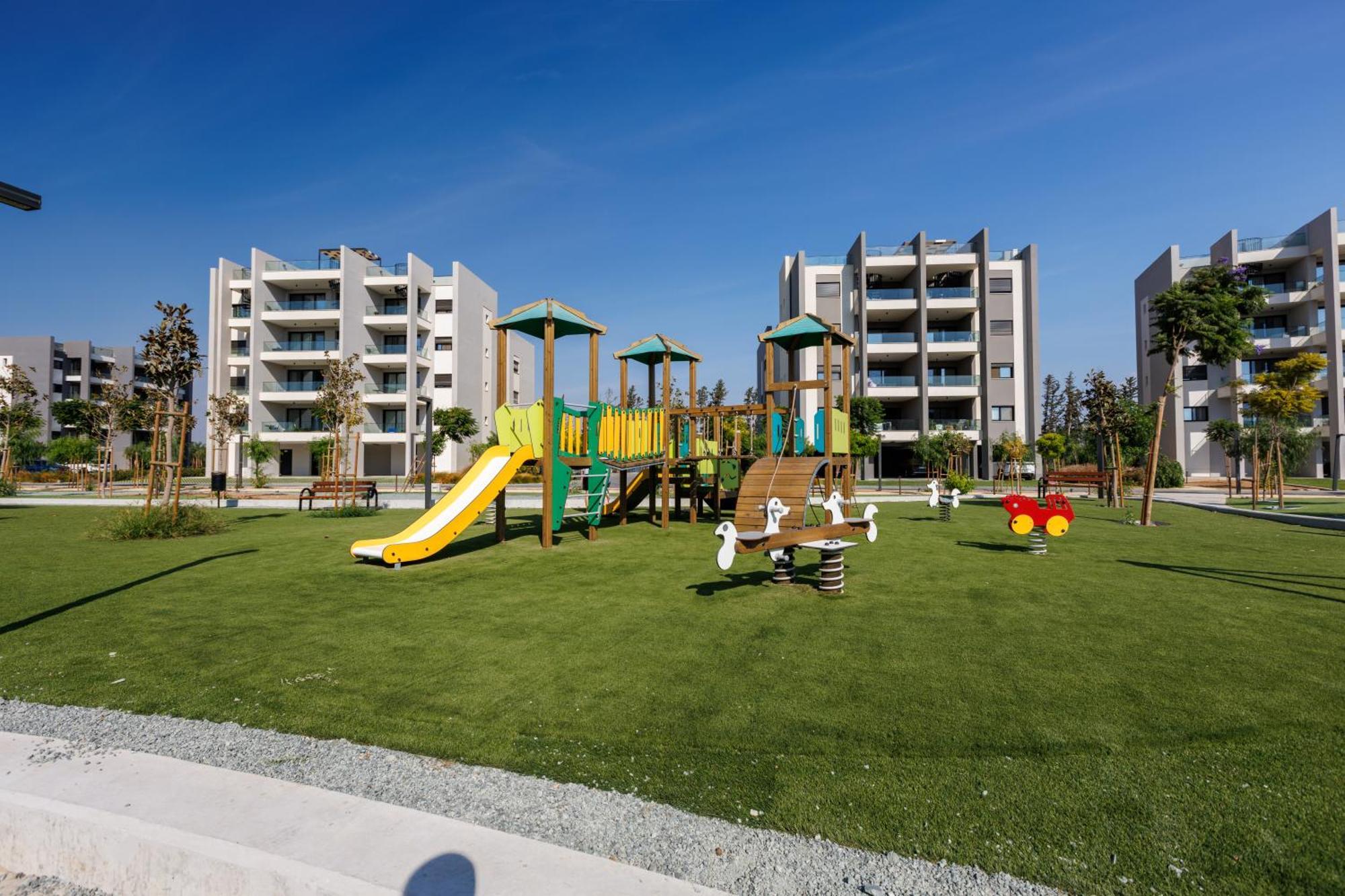 Sunset Gardens - Holiday Apartments - By Tlv Living Limassol Kültér fotó